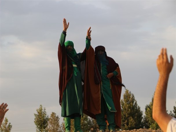 بازسازی واقعه تاریخی غدیر خم در میاندوآب/ تصاویر