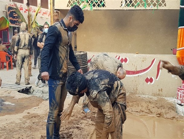 گل مالی، اوج عزای مردم لرستان در روز عاشورا