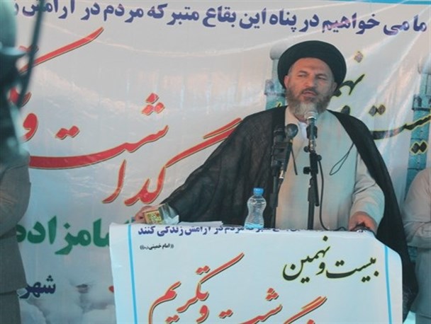 امامزادگان پایگاه توحید و شرافت انسانی هستند
