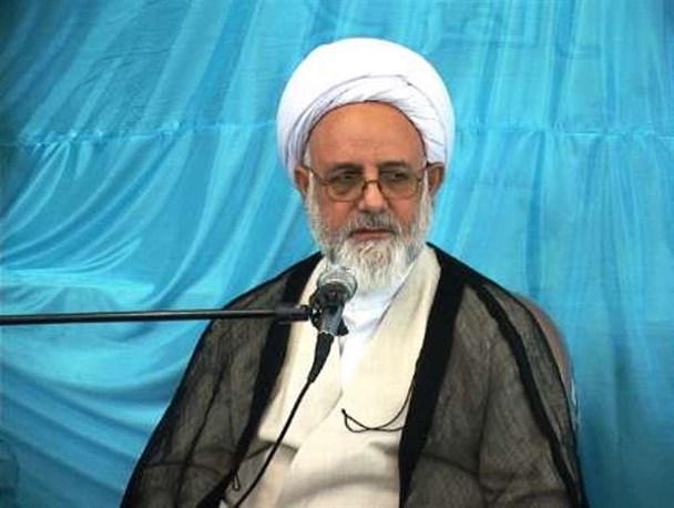 پذیرایی از زائرین اربعین امسال، نیازمند بسیج همگانی است