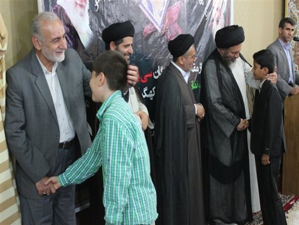 برگزیده گان مسابقات کشوری قرآن وعترت و نماز تجلیل شدند+تصویر