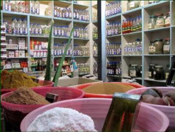 از عدم نظارت بر برخی داروخانه ها تا سونامی رشد قارچ‌گونه عطاری‌ها در کلان شهر همدان