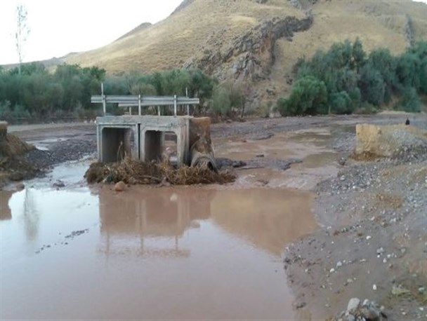 کمترین عمر برای یک پل در میاندوآب ثبت شد+ تصاویر