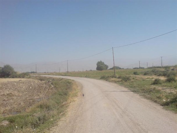 تمام راههای روستایی تفرش نیاز به نگهداری دارند