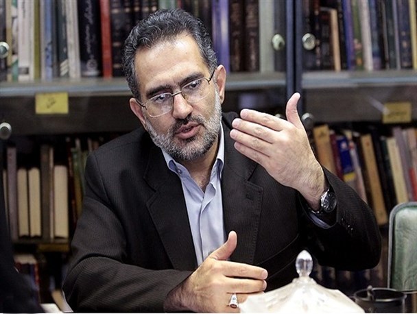 در نمایشگاه کتاب امسال کتاب‌هایی داشتیم که مرزهای اخلاقی را زیر پا گذاشتند/ هر روز به تعداد آثاری که با افکار ناب اسلامی زاویه دارد افزوده می‌شود