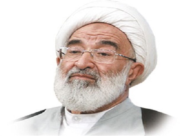 مقابله با بد حجابی، وظیفه وزارت فرهنگ و ارشاد است نه نیروی انتظامی/ امروز در تمام دنیا، شخصیت زنان قتل عام می شود