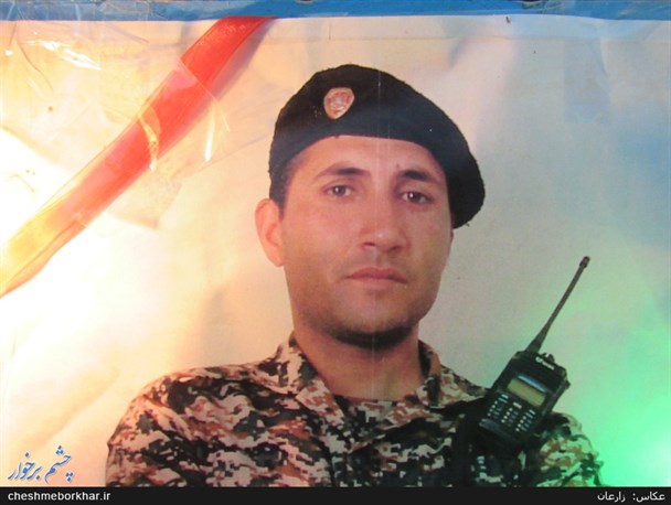 سنگ مزار شهید مدافع حرم سید هادی حسینی نصب شد+ عکس