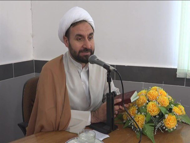 دشمن درصدد برهم زدن فضای سیاسی کشور است