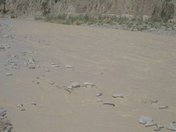اینجا زندگی بدون آب در جریان است/قطعی چند روزه آب شرب در شهرستان سرباز