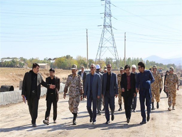 عضو کمیسیون اجتماعی مجلس شورای اسلامی از خیابان در حال احداث پادگان زنجان بازدید کرد