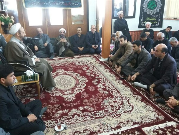 مراسم سوگواری سالارشهیدان حضرت اباعبدالله الحسین (ع) در دفتر امام جمعه رودسر
