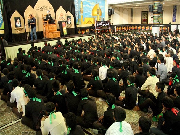 تجمع بزرگ هیات های عزاداری دانش آموزی ” اَحلی من العسل “