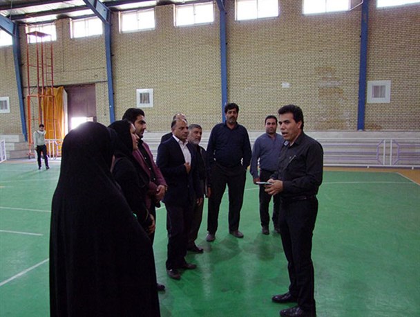 بازدید مسئولان ورزش شهرستان ری از مجموعه های ورزشی باقرشهر
