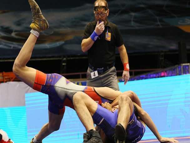 لیگ برتر کشتی| اعلام اسامی داوران دور رفت رقابت‌ها