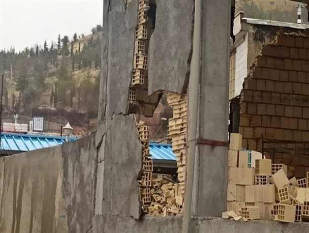 استمهال وام زلزله‌زدگان سی‌سخت، نیازمند تصویب هیأت وزیران