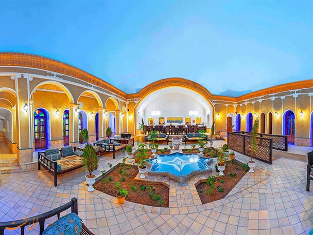 ۵۰ درصد پرسنل هتل‌های استان یزد بیخیال این صنعت شدند/ بی توجهی دستگاه‌های اجرایی به مصوبات در دولت قبل