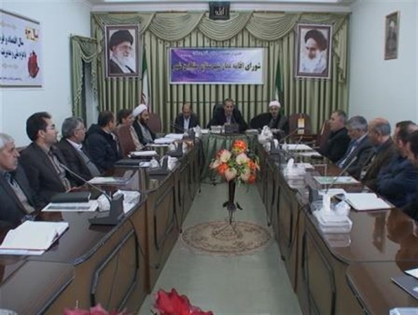 در فرهنگ دینی نمازگزاری مرز مسلمانی است