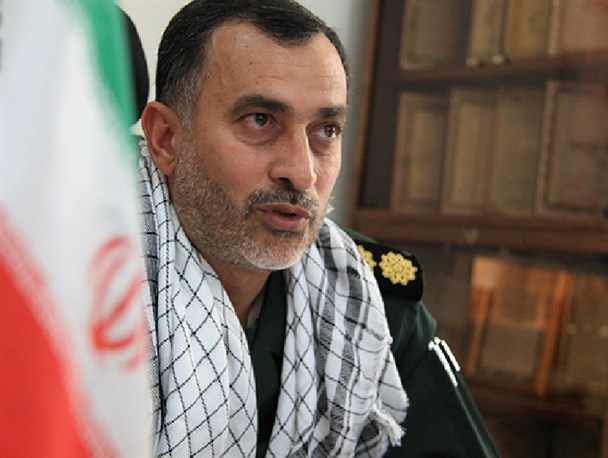 تمام توجه برخی دولتمردان به بیرون از کشور است/ تشریح برنامه های هفته بسیج دزفول