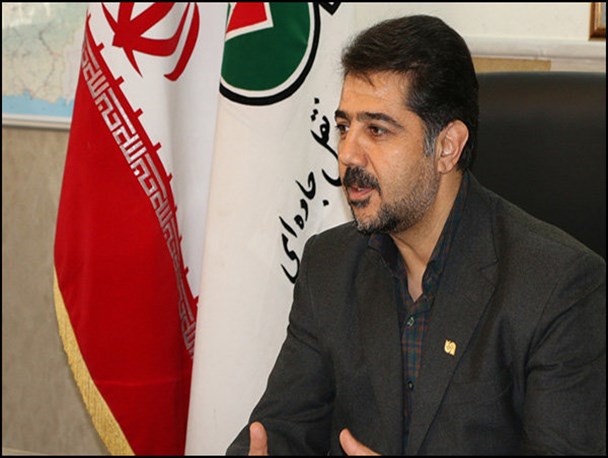 کلاه ایمنی بین راکبان موتور سیکلت شهر صحنه توزیع شد
