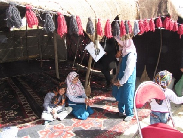 اهالی روستای گلدره شناسنامه دار شدند