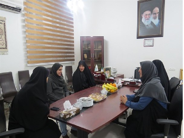 بازدید مدیر کل امور بانوان و خانواده وزارت کشور از آموزشکده فنی و حرفه ای دختران اهواز