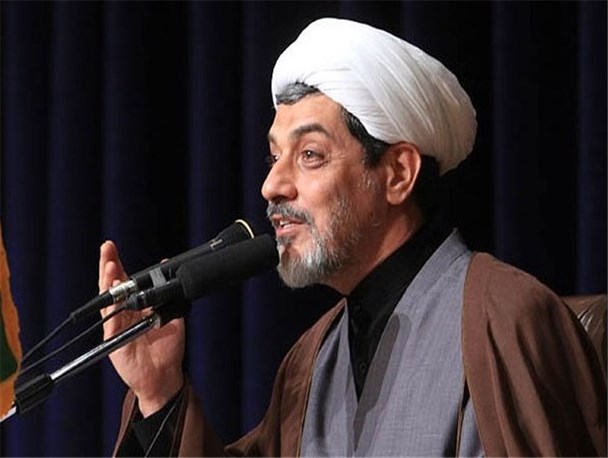 اطلاعات دینی جامعه قوی اما عزم و اراده برای دینداری ضعیف است