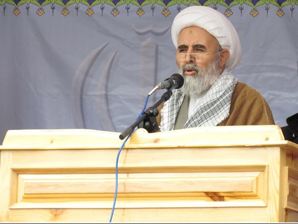 نمایندگان به جای گلایه از منتقدین پاسخگوی تحریم های آمریکا باشند