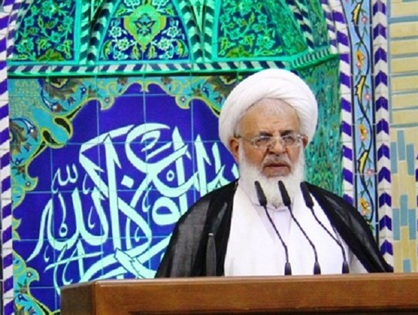 ضرورت جدی گرفتن اقتصاد مقاومتی توسط مردم و مسئولان/حضرت زینب(س)مروج روحیه و فرهنگ انقلابی‌گری در جامعه است