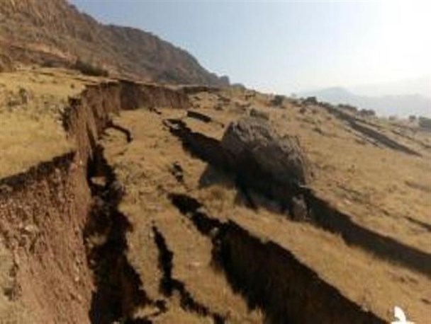 رانش زمین در روستای "مله کبود" سرپلذهاب+تصاویر