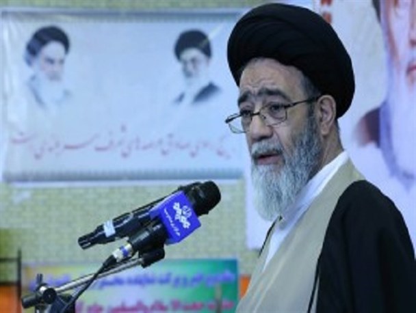 معترض به گرانی بنزین، پمپ بنزین را آتش نمی‌زند/ مرز ملت قهرمان با آشوبگران جداست