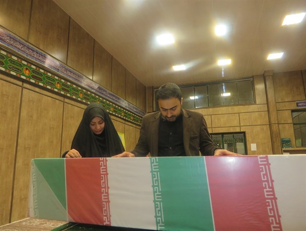 فرزندی که پس از 26 سال پدر شهیدش را در آغوش گرفت