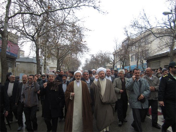 راهپیمایی مردم تویسرکان در محکومیت کشتار مسلمانان نیجریه+تصاویر