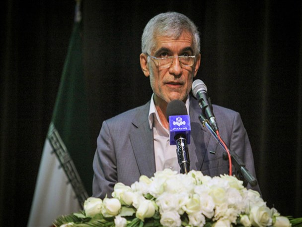 استاندار فارس: اگر چهار نفر اشتباهی انتخاب شدند هیچ اتفاقی برای نظام نمی افتد!