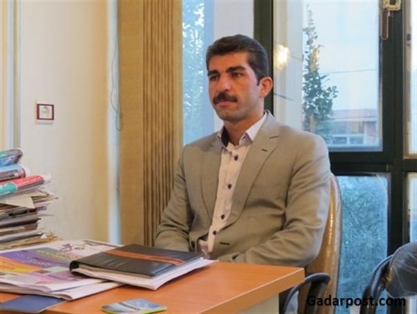 حمله عضو شورای شهر اشنویه به منتقدان از پشت تریبون نماز جمعه/به جای پاسخ قانع کننده به بحران مالی، منتقدان را متهم کردند
