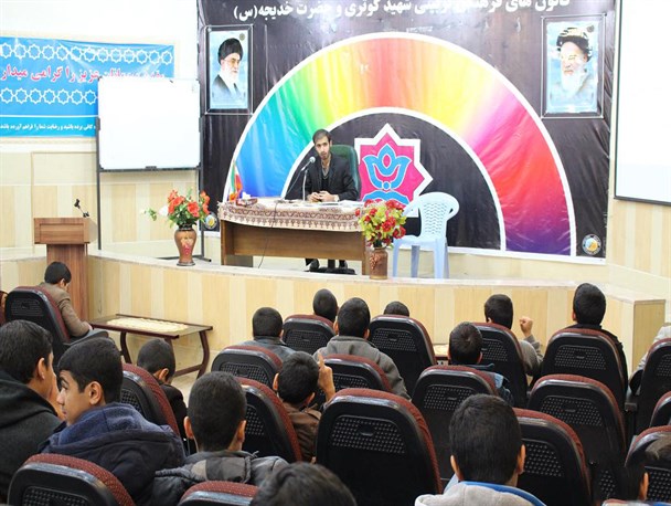 برگزاری دوره آموزش خبرنگاری دانش آموزان در اقلید + تصاویر