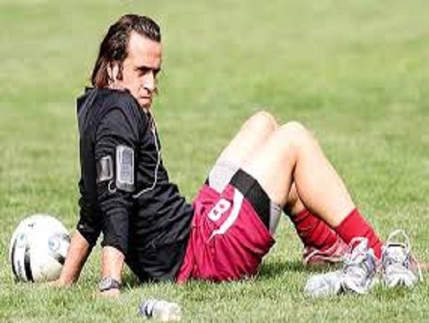 جادوگر سرخ به عیادت پورحیدری رفت