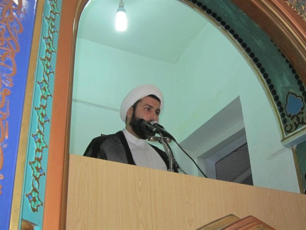 خدا حافظی امام جمعه موقت شهرستان لالی از تریبون نماز جمعه