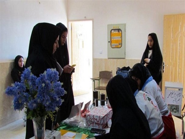 یلدای مهربانی ها با اقدام نوع دوستانه دانشجویان پیام نور دولت آباد+ تصاویر