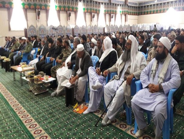 معتمدین و ریش سفیدان نقش مهمی در آگاه سازی مردم نسبت به معضل اعتیاد دارند/بهترین راه مبارزه با اعتیاد آگاه سازی نسل جوان است