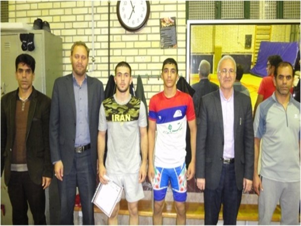 تقدیر از دانش آموزان کشتی گیر و مدال آور شهرستان اسلام آبادغرب+تصاویر