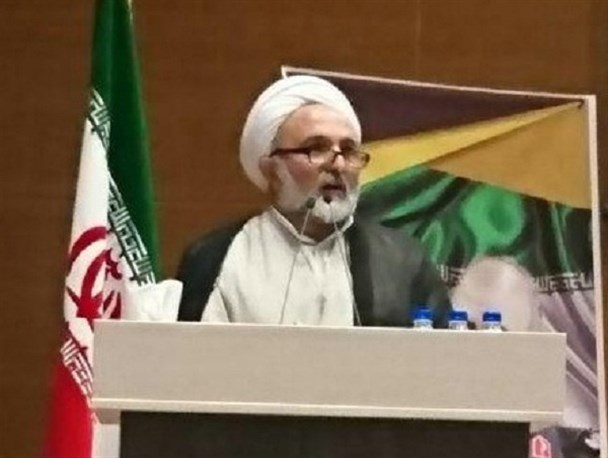 افرادی که در جایگاه مسئولیت فرماندهی سپاه قرار می‌گیرند، انسان‌های شایسته هستند
