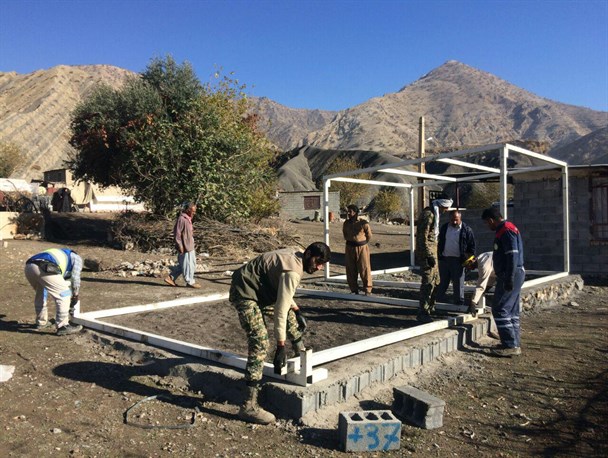 فعالیت گروه جهادی طبس در روستای شیخ صله کرمانشاه