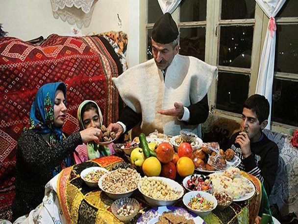 شب چله در ایج/ منوی شب یلدای ایج