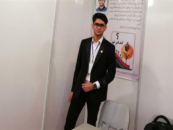 نقش بسیج در تبلور شخصیت شاعری‌ام انکار ناپذیر است/برتری در جشنواره خوارزمی بعد از ۴۰ بار ناکامی
