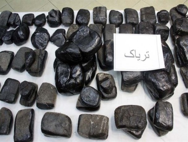 کشف بیش از 9 تن مواد مخدر از قاچاقچیان طی سال جاری / دستگیری 104 نفر از قاچاقچیان حرفه ایی در استان
