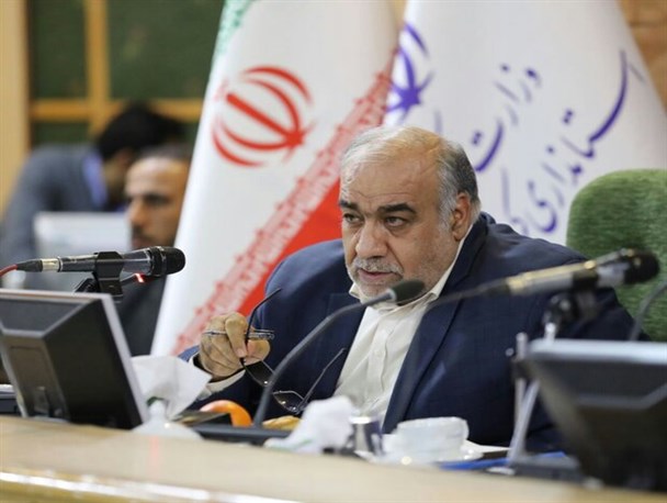 انتقاد تند استاندار کرمانشاه از مدیرکل کار و رفاه اجتماعی