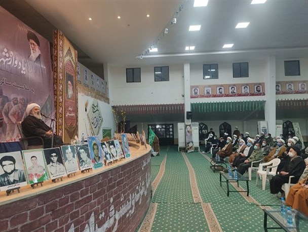 حرکت در مسیر ولایت رمز پیروزی ملت ایران اسلامی است