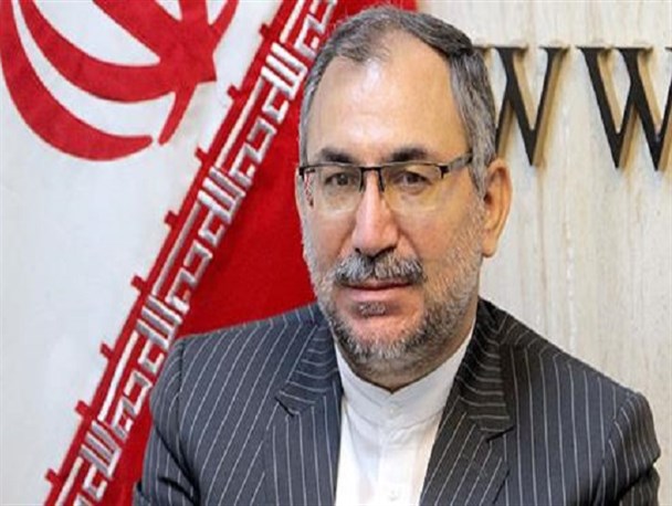 ۲۵۵۰ پرستار و کادر درمانی در آستانه خروج از کشور هستند/ فعالیت ۳۰ هزار پزشک خارج از گود درمان