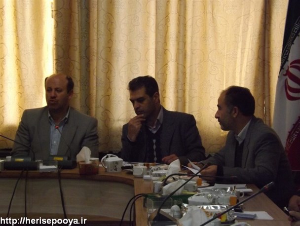 معلولان و سالمندان نیاز به توجه و حمایت دارند