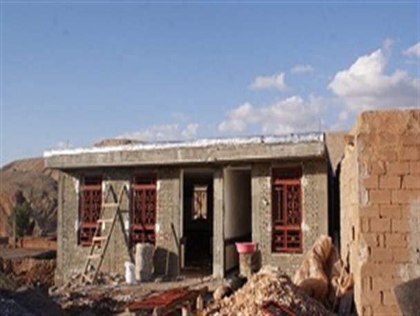 30میلیون تومان جوابگوی ساخت منازل زلزله زدگان نیست